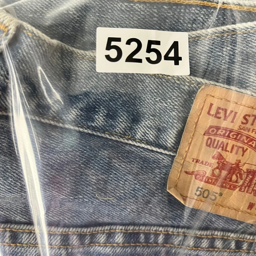Levi's 505 Regular Fit Straight Jeans Men's Blue Denim Pockets Classic - 34X32.5